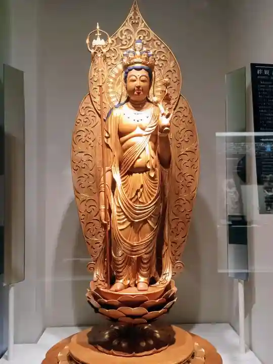 長谷寺の{uncategorized: "未分類", other: "その他", undefined: "問題あり", building: "その他建物", grave: "お墓", sacred_gate: "鳥居", guardian: "狛犬", statue: "像", buddha: "仏像", history: "歴史", nature: "自然", garden: "庭園", animal: "動物", pagoda: "塔", temizu: "手水舎", mountain_gate: "山門・神門", sanctuary: "本殿・本堂", subordinate: "末社・摂社", art: "芸術", scenery: "景色", jizo: "地蔵", ema: "絵馬", goshuin: "御朱印", omikuji: "おみくじ", items: "授与品その他", amulet: "お守り", goshuincho: "御朱印帳", eats: "食事", festival: "お祭り", votive_dance: "神楽", shichigosan: "七五三参", wedding: "結婚式", experience: "体験その他", initially: "初詣", around: "周辺", anti_infection: "感染症対策"}