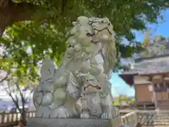 諏訪神社の狛犬