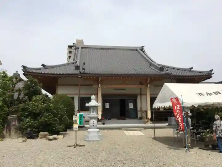 慈眼寺の本殿・本堂