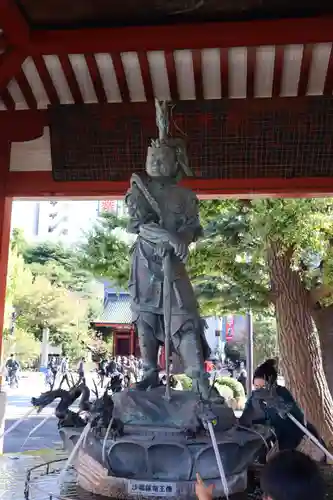 浅草寺の手水舎