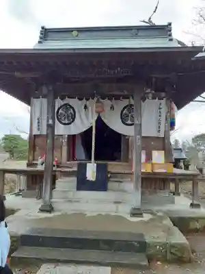 鶴ケ城稲荷神社の本殿・本堂