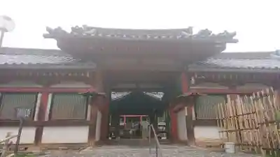 氷室神社の山門・神門