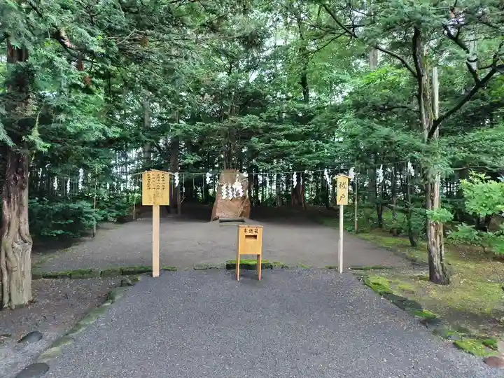 比布神社の末社・摂社