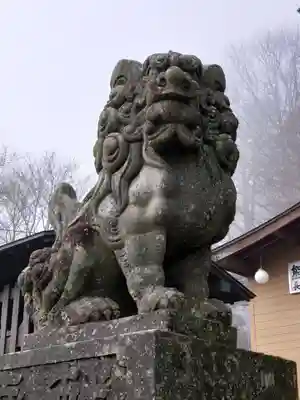 熊野皇大神社の狛犬