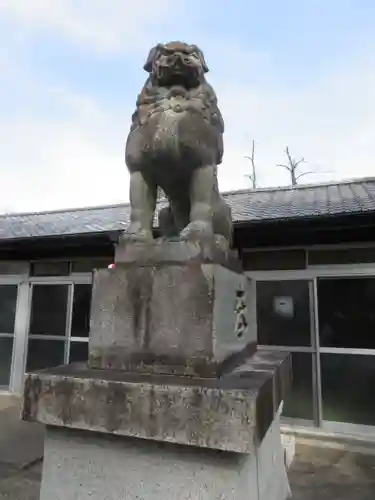 群馬県護国神社の狛犬
