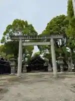 六所社(安井)の{uncategorized: "未分類", other: "その他", undefined: "問題あり", building: "その他建物", grave: "お墓", sacred_gate: "鳥居", guardian: "狛犬", statue: "像", buddha: "仏像", history: "歴史", nature: "自然", garden: "庭園", animal: "動物", pagoda: "塔", temizu: "手水舎", mountain_gate: "山門・神門", sanctuary: "本殿・本堂", subordinate: "末社・摂社", art: "芸術", scenery: "景色", jizo: "地蔵", ema: "絵馬", goshuin: "御朱印", omikuji: "おみくじ", items: "授与品その他", amulet: "お守り", goshuincho: "御朱印帳", eats: "食事", festival: "お祭り", votive_dance: "神楽", shichigosan: "七五三参", wedding: "結婚式", experience: "体験その他", initially: "初詣", around: "周辺", anti_infection: "感染症対策"}