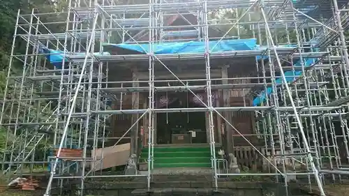 諏訪神社の本殿・本堂