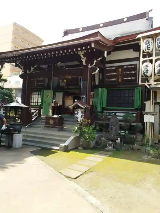 正寶院(飛不動尊)の本殿・本堂