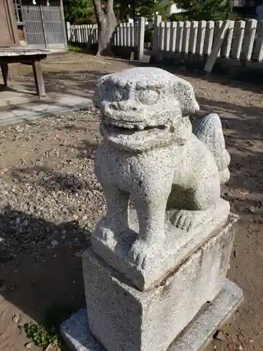 秋葉神社の狛犬