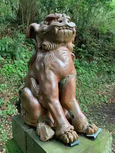 熊野神社の狛犬