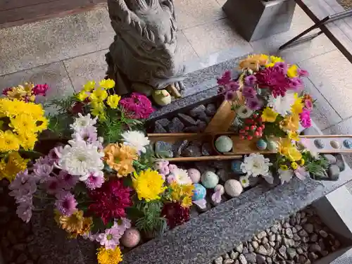 滑川神社 - 仕事と子どもの守り神の手水舎