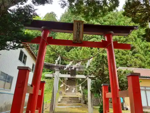 伊豆神社の鳥居