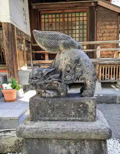 北海道神宮頓宮の狛犬