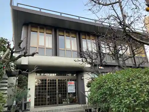 寳蓮寺の{uncategorized: "未分類", other: "その他", undefined: "問題あり", building: "その他建物", grave: "お墓", sacred_gate: "鳥居", guardian: "狛犬", statue: "像", buddha: "仏像", history: "歴史", nature: "自然", garden: "庭園", animal: "動物", pagoda: "塔", temizu: "手水舎", mountain_gate: "山門・神門", sanctuary: "本殿・本堂", subordinate: "末社・摂社", art: "芸術", scenery: "景色", jizo: "地蔵", ema: "絵馬", goshuin: "御朱印", omikuji: "おみくじ", items: "授与品その他", amulet: "お守り", goshuincho: "御朱印帳", eats: "食事", festival: "お祭り", votive_dance: "神楽", shichigosan: "七五三参", wedding: "結婚式", experience: "体験その他", initially: "初詣", around: "周辺", anti_infection: "感染症対策"}