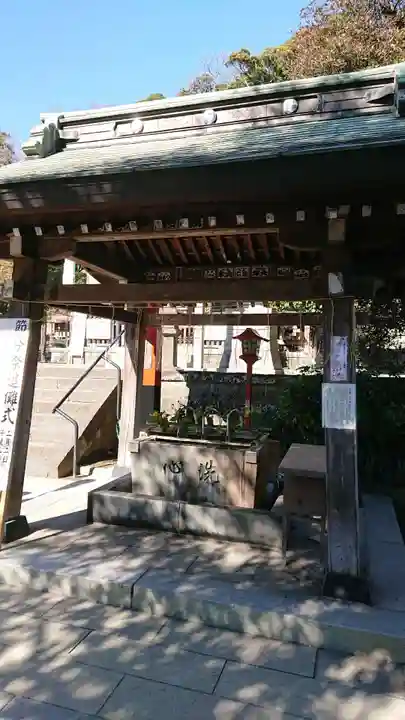 瀬戸神社の手水舎