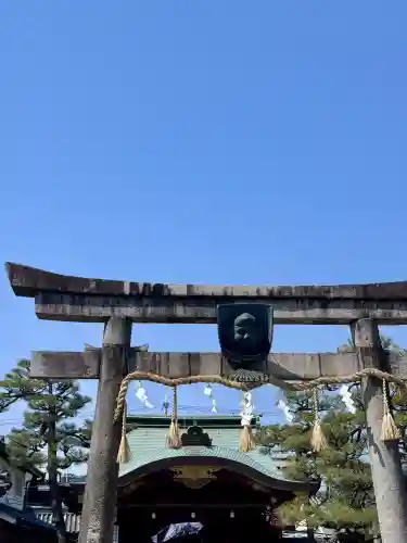 京都ゑびす神社の{uncategorized: "未分類", other: "その他", undefined: "問題あり", building: "その他建物", grave: "お墓", sacred_gate: "鳥居", guardian: "狛犬", statue: "像", buddha: "仏像", history: "歴史", nature: "自然", garden: "庭園", animal: "動物", pagoda: "塔", temizu: "手水舎", mountain_gate: "山門・神門", sanctuary: "本殿・本堂", subordinate: "末社・摂社", art: "芸術", scenery: "景色", jizo: "地蔵", ema: "絵馬", goshuin: "御朱印", omikuji: "おみくじ", items: "授与品その他", amulet: "お守り", goshuincho: "御朱印帳", eats: "食事", festival: "お祭り", votive_dance: "神楽", shichigosan: "七五三参", wedding: "結婚式", experience: "体験その他", initially: "初詣", around: "周辺", anti_infection: "感染症対策"}