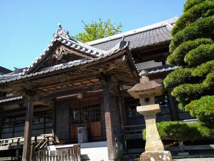 松音寺の本殿・本堂