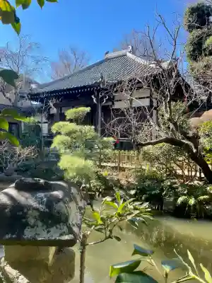 蟠龍寺の{uncategorized: "未分類", other: "その他", undefined: "問題あり", building: "その他建物", grave: "お墓", sacred_gate: "鳥居", guardian: "狛犬", statue: "像", buddha: "仏像", history: "歴史", nature: "自然", garden: "庭園", animal: "動物", pagoda: "塔", temizu: "手水舎", mountain_gate: "山門・神門", sanctuary: "本殿・本堂", subordinate: "末社・摂社", art: "芸術", scenery: "景色", jizo: "地蔵", ema: "絵馬", goshuin: "御朱印", omikuji: "おみくじ", items: "授与品その他", amulet: "お守り", goshuincho: "御朱印帳", eats: "食事", festival: "お祭り", votive_dance: "神楽", shichigosan: "七五三参", wedding: "結婚式", experience: "体験その他", initially: "初詣", around: "周辺", anti_infection: "感染症対策"}