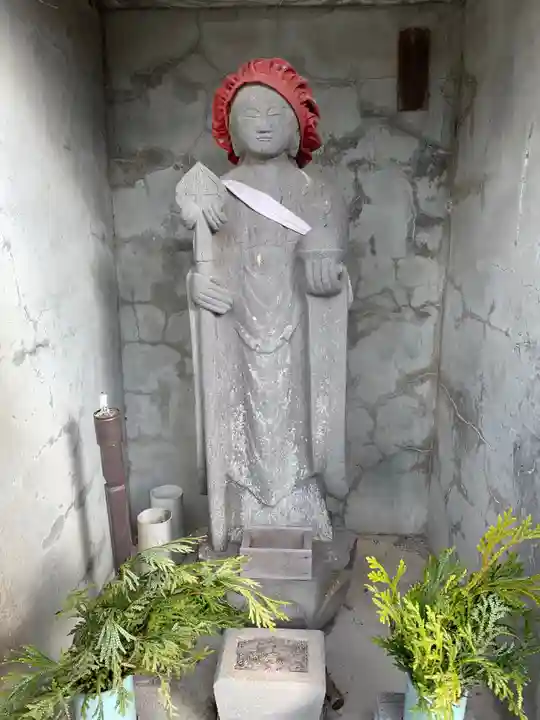 お堂(名称不明)の地蔵