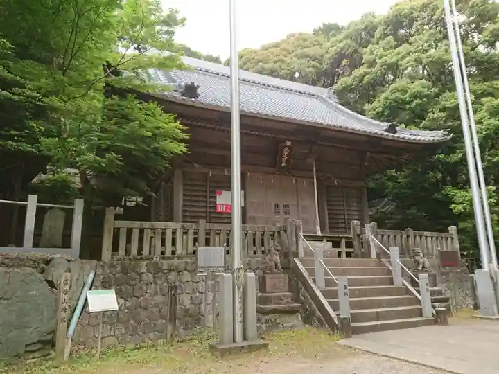 久麻久神社の本殿・本堂