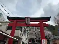 元町厳島神社の{uncategorized: "未分類", other: "その他", undefined: "問題あり", building: "その他建物", grave: "お墓", sacred_gate: "鳥居", guardian: "狛犬", statue: "像", buddha: "仏像", history: "歴史", nature: "自然", garden: "庭園", animal: "動物", pagoda: "塔", temizu: "手水舎", mountain_gate: "山門・神門", sanctuary: "本殿・本堂", subordinate: "末社・摂社", art: "芸術", scenery: "景色", jizo: "地蔵", ema: "絵馬", goshuin: "御朱印", omikuji: "おみくじ", items: "授与品その他", amulet: "お守り", goshuincho: "御朱印帳", eats: "食事", festival: "お祭り", votive_dance: "神楽", shichigosan: "七五三参", wedding: "結婚式", experience: "体験その他", initially: "初詣", around: "周辺", anti_infection: "感染症対策"}