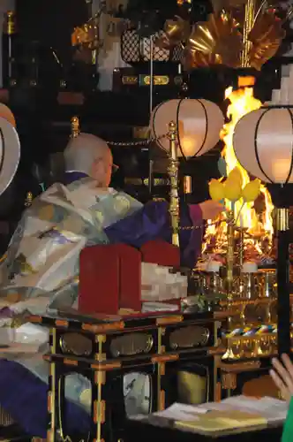 眞久寺の本殿・本堂