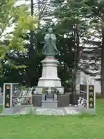 法華寺の像