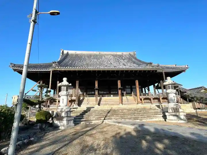 威徳閣本行寺(滋賀県)