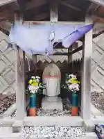 西原町バス停地蔵尊の{uncategorized: "未分類", other: "その他", undefined: "問題あり", building: "その他建物", grave: "お墓", sacred_gate: "鳥居", guardian: "狛犬", statue: "像", buddha: "仏像", history: "歴史", nature: "自然", garden: "庭園", animal: "動物", pagoda: "塔", temizu: "手水舎", mountain_gate: "山門・神門", sanctuary: "本殿・本堂", subordinate: "末社・摂社", art: "芸術", scenery: "景色", jizo: "地蔵", ema: "絵馬", goshuin: "御朱印", omikuji: "おみくじ", items: "授与品その他", amulet: "お守り", goshuincho: "御朱印帳", eats: "食事", festival: "お祭り", votive_dance: "神楽", shichigosan: "七五三参", wedding: "結婚式", experience: "体験その他", initially: "初詣", around: "周辺", anti_infection: "感染症対策"}