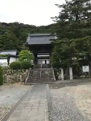 医光寺の山門・神門