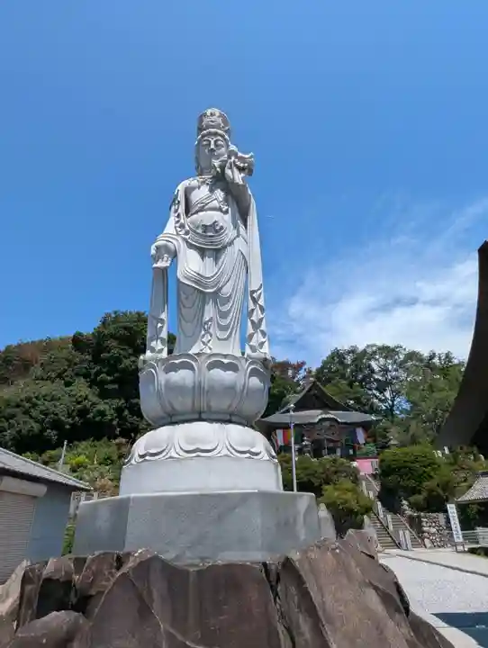 埼玉厄除け開運大師・龍泉寺(切り絵御朱印発祥の寺)(埼玉県)