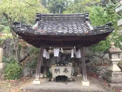 加茂神社の手水舎