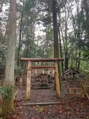朝鳥大明神の鳥居