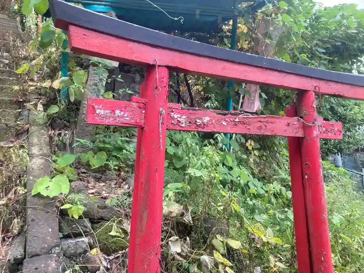 西森稲荷大明神(神奈川県)