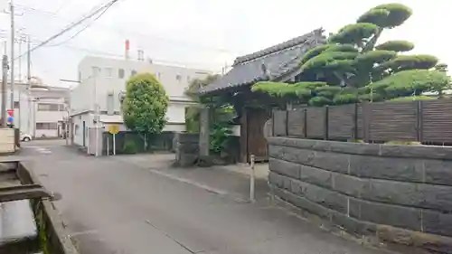 延命寺の山門