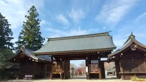 吉野神宮の山門・神門