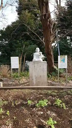 瀧泉寺（目黒不動尊）の像