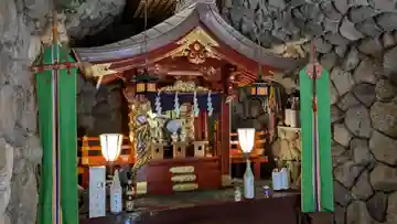 龍宮(江島神社)の本殿・本堂