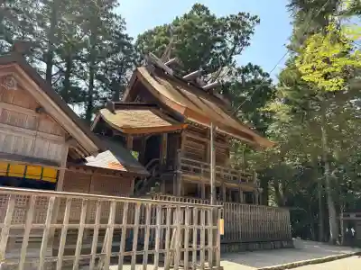 須佐神社の{uncategorized: "未分類", other: "その他", undefined: "問題あり", building: "その他建物", grave: "お墓", sacred_gate: "鳥居", guardian: "狛犬", statue: "像", buddha: "仏像", history: "歴史", nature: "自然", garden: "庭園", animal: "動物", pagoda: "塔", temizu: "手水舎", mountain_gate: "山門・神門", sanctuary: "本殿・本堂", subordinate: "末社・摂社", art: "芸術", scenery: "景色", jizo: "地蔵", ema: "絵馬", goshuin: "御朱印", omikuji: "おみくじ", items: "授与品その他", amulet: "お守り", goshuincho: "御朱印帳", eats: "食事", festival: "お祭り", votive_dance: "神楽", shichigosan: "七五三参", wedding: "結婚式", experience: "体験その他", initially: "初詣", around: "周辺", anti_infection: "感染症対策"}