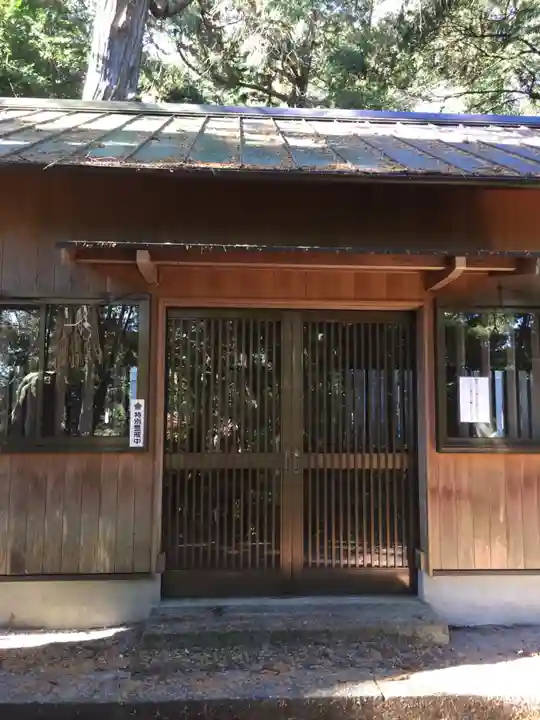 飯野高宮神山神社の本殿・本堂