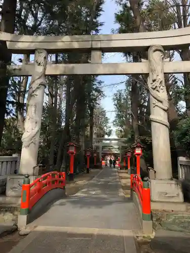 馬橋稲荷神社の鳥居