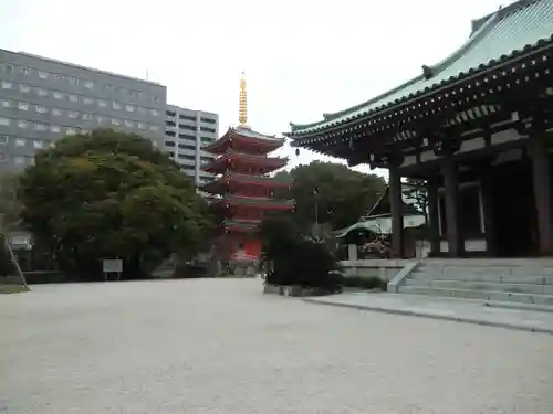 東長寺の塔