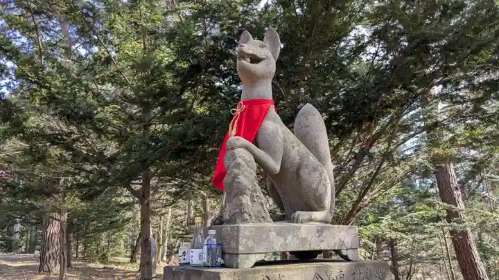 稲荷神社の狛犬