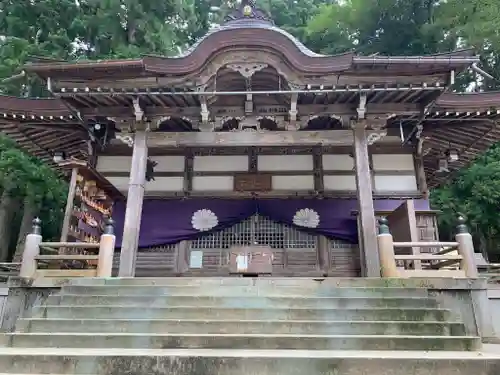 白川八幡神社の本殿・本堂
