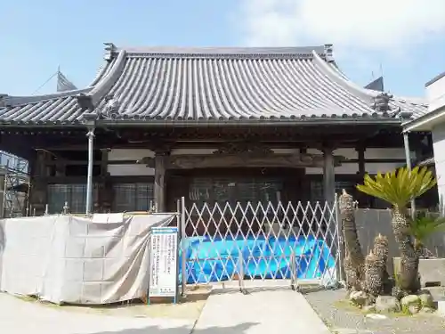 雲観寺の本殿・本堂