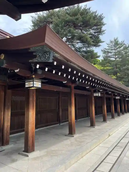 明治神宮の{uncategorized: "未分類", other: "その他", undefined: "問題あり", building: "その他建物", grave: "お墓", sacred_gate: "鳥居", guardian: "狛犬", statue: "像", buddha: "仏像", history: "歴史", nature: "自然", garden: "庭園", animal: "動物", pagoda: "塔", temizu: "手水舎", mountain_gate: "山門・神門", sanctuary: "本殿・本堂", subordinate: "末社・摂社", art: "芸術", scenery: "景色", jizo: "地蔵", ema: "絵馬", goshuin: "御朱印", omikuji: "おみくじ", items: "授与品その他", amulet: "お守り", goshuincho: "御朱印帳", eats: "食事", festival: "お祭り", votive_dance: "神楽", shichigosan: "七五三参", wedding: "結婚式", experience: "体験その他", initially: "初詣", around: "周辺", anti_infection: "感染症対策"}