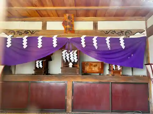 賀茂春日神社の本殿