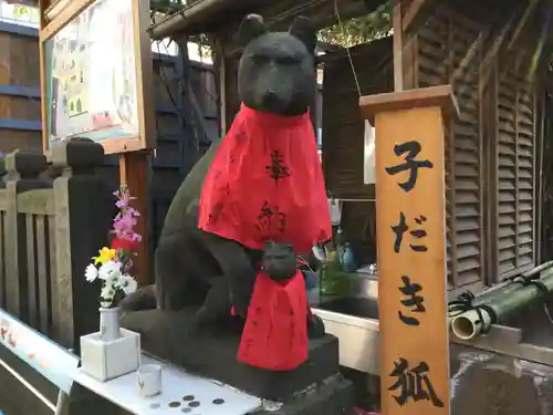 豊川稲荷東京別院の狛犬