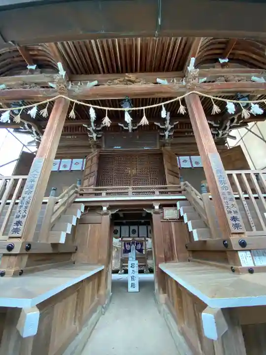 生石神社の本殿・本堂