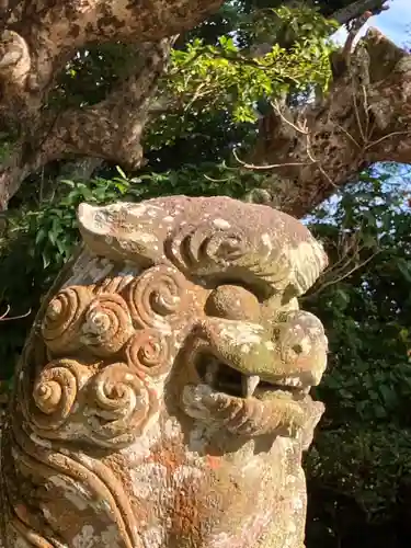 遠見岬神社の狛犬